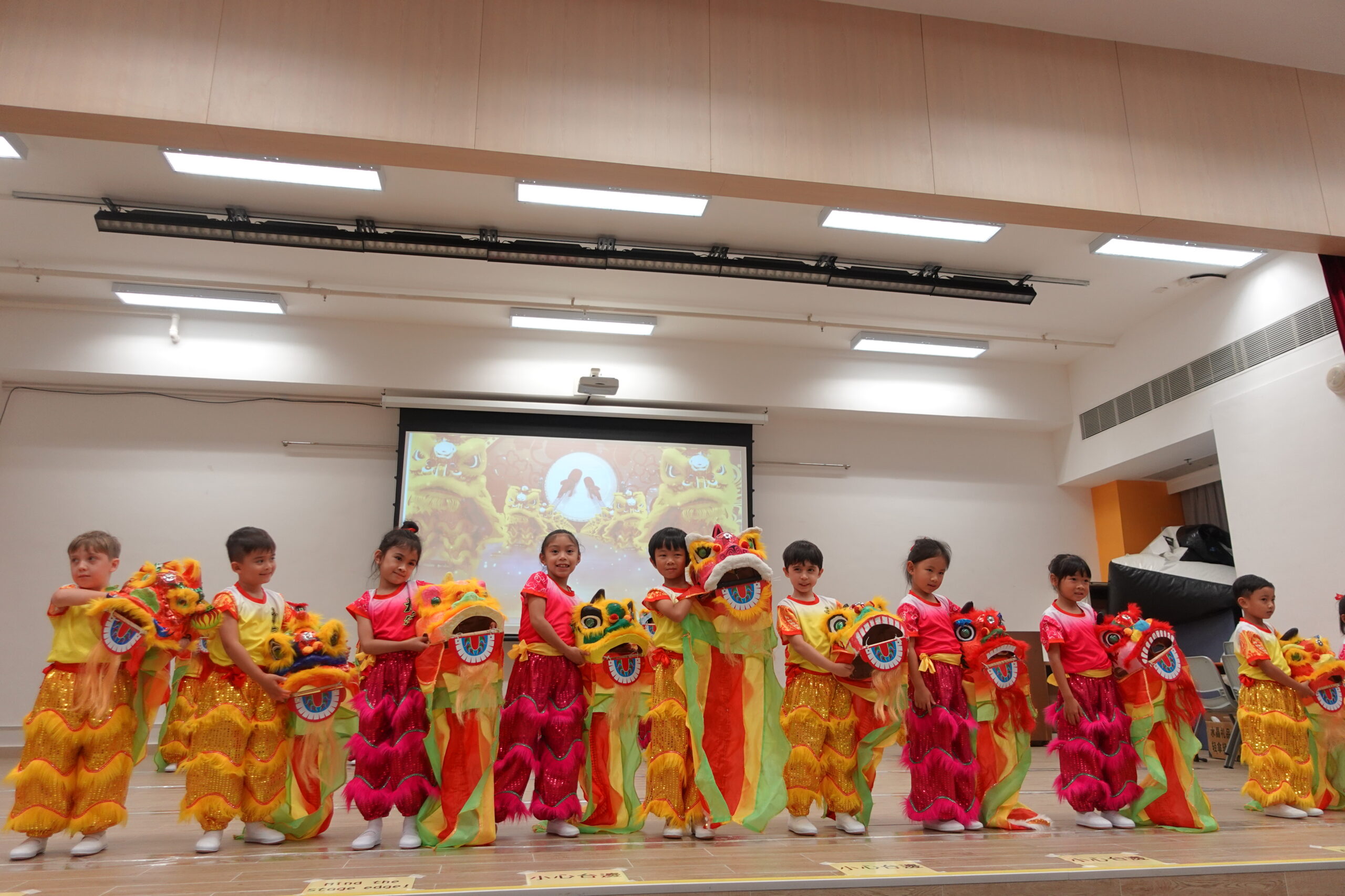 醒獅匯演舞台三